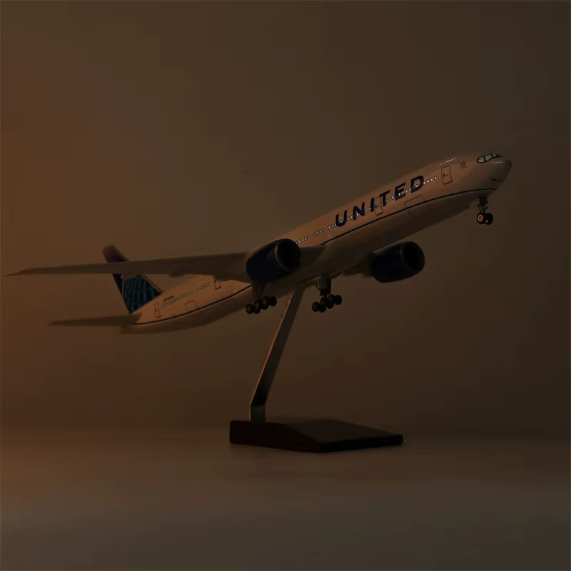 ZOCO United Airlines 777 Flugzeugmodell aus Kunstharz in Weiß, 47 cm Länge - Bild 2