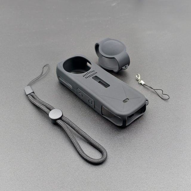 Insta360 X5 Silikonhülle in Schwarz mit Schutzlinsenkappe und Hängeseil - Bild 1