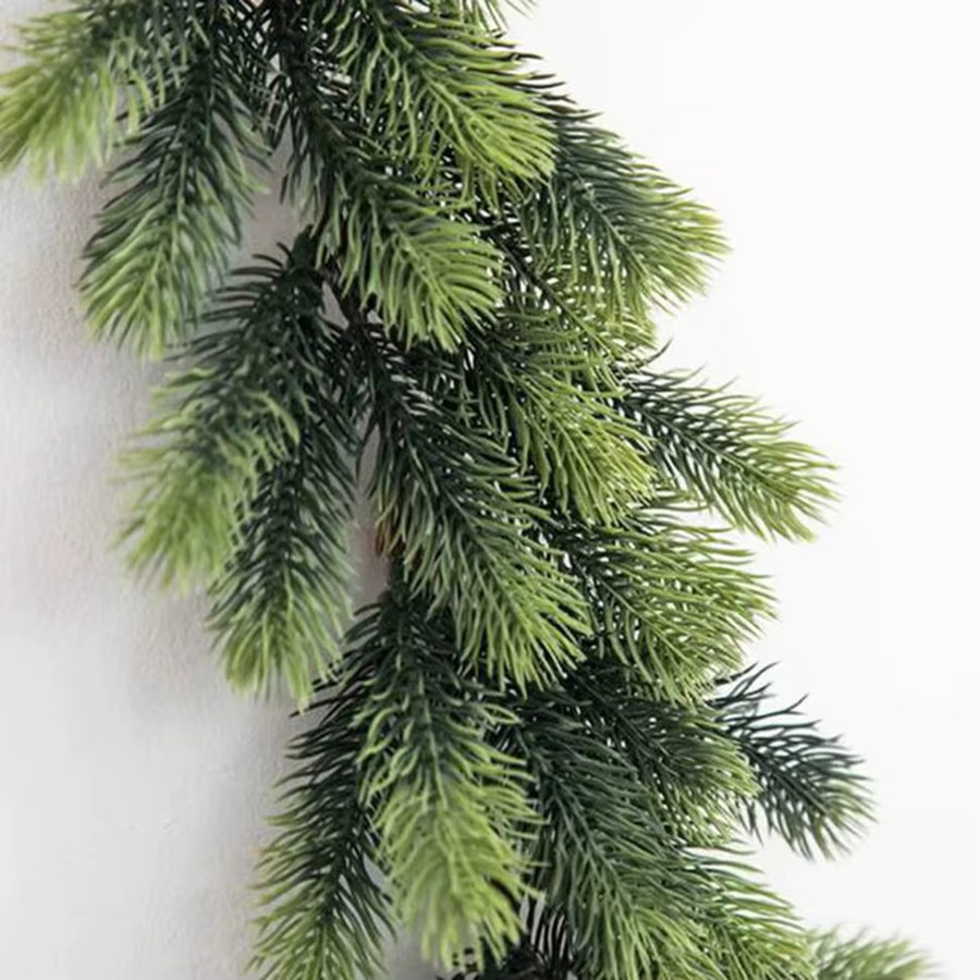 XIAOYINMO Künstliche Kiefernnadel-Rebe in Grün, 72 m Dekoration für Garten, Wand und Weihnachtsbaum - Bild 3