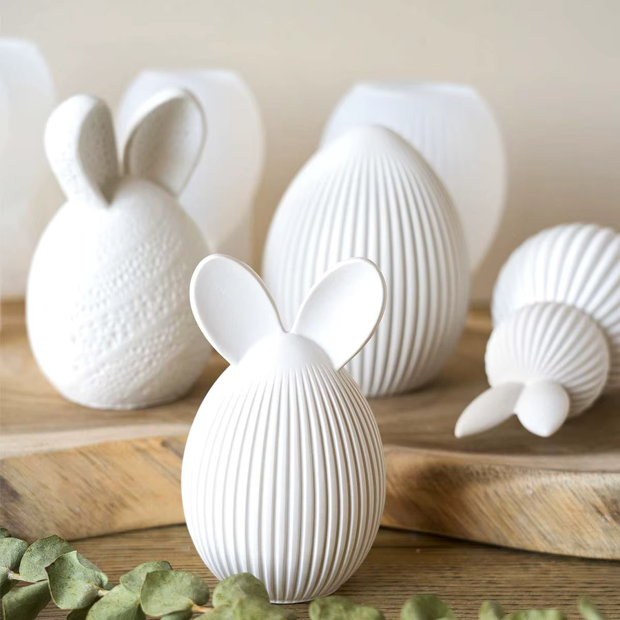 UDOCOOL Ostern Silikonform für Duftkerzen und Gips Handwerk mit 3D Mustern wie Ei, Kaninchen und Kürbis in Weiß - Bild 2