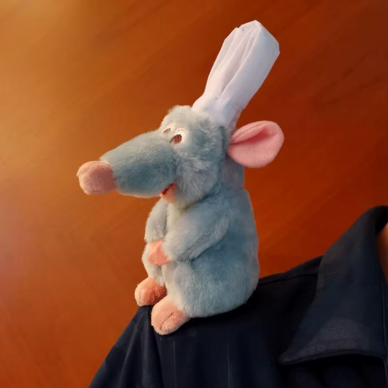 Bandai Disney Ratatouille Chef Remy Magnetisches Plüsch Spielzeug für die Schulter - Bild 3