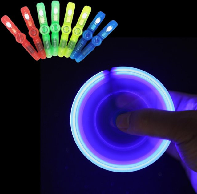 LED Spinning Pen Kugelschreiber als EDC Stressabbau Spielzeug für Büro und Schule - Bild 1