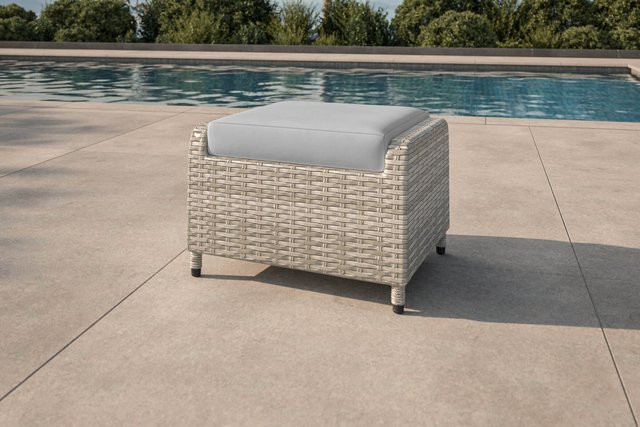 OUTFLEXX Country Collection Hocker aus Polyrattan und Aluminium in desert-beige inklusive Auflage, B/T/H: 50 x 65 x 43 cm - Bild 1