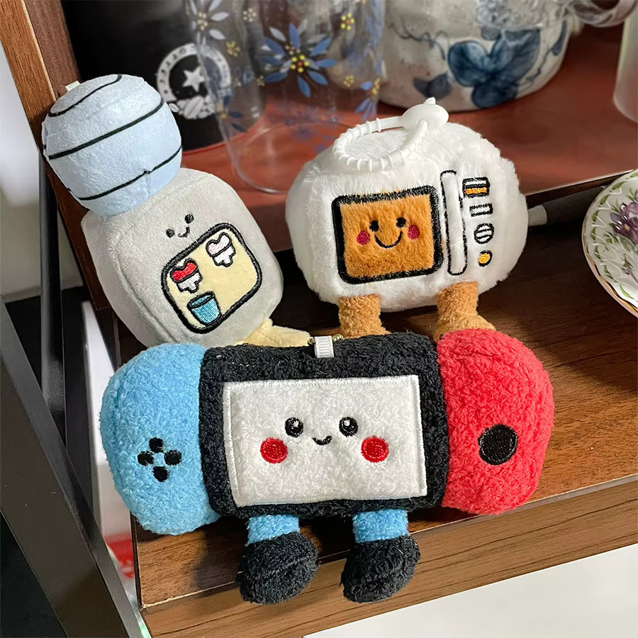 ZAKOL Schlüsselanhänger Spielkonsole Plüsch Puppe, Unisex - Bild 4