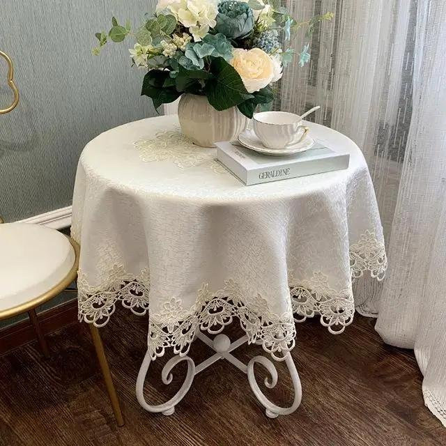 Beau Maison Tischdecke für Ostern mit Lamm- und Blumenmuster, rund, weiß, Durchmesser: 140 cm - Bild 1