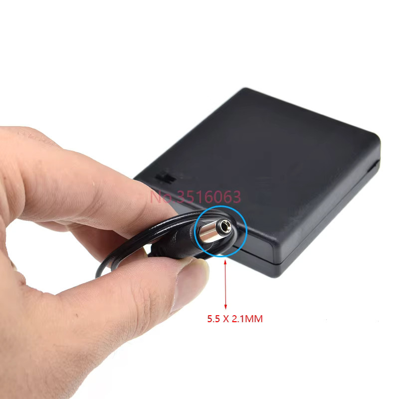 AA-Batteriebox mit Schalter und DC 5,5x2,1mm Stecker in Schwarz für DIY-Projekte - Bild 2