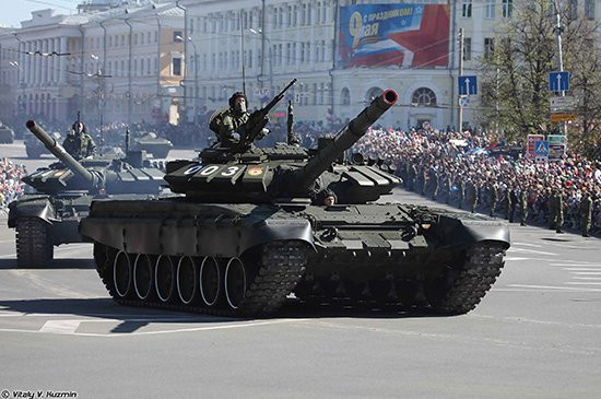 Trumpeter Russian T-72B3 MBT, Fahrzeuge - Bild 1
