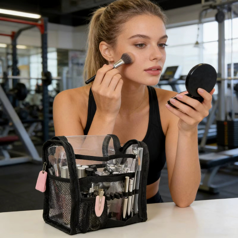 Transparente Kosmetiktasche aus Kunststoff in Schwarz, wasserdichte Reise-Kulturtasche und moderner Organizer für deine Kosmetik - Bild 3