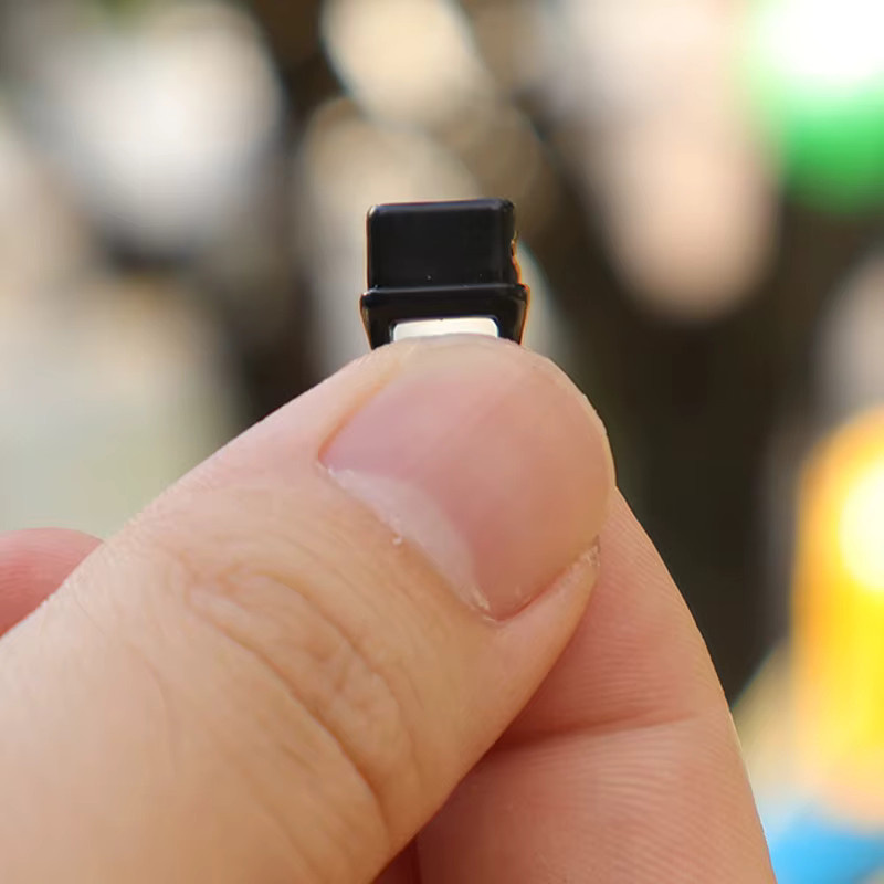 DJI Neo Silikon Schutzabdeckung für Ladeport und Batterieanschluss gegen Staub und Feuchtigkeit - Bild 3