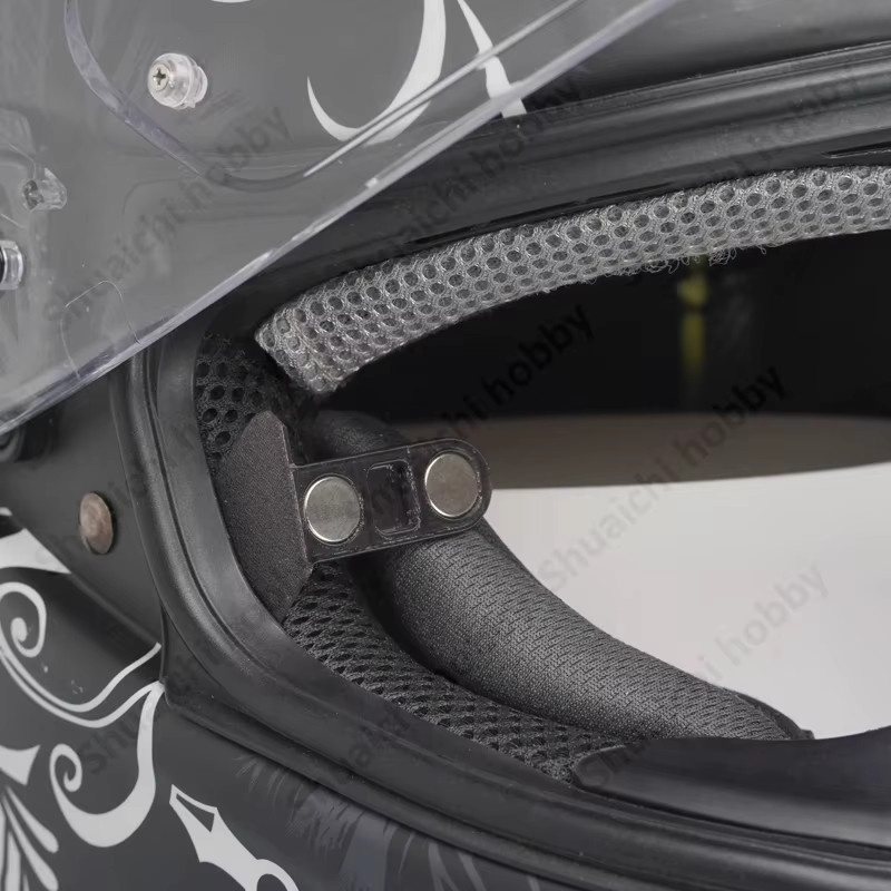 Insta360 Helmhalterung mit integrierter Magnethalterung und zuschneidbarem Panel in Schwarz für Insta360 Go Ultra - Bild 3