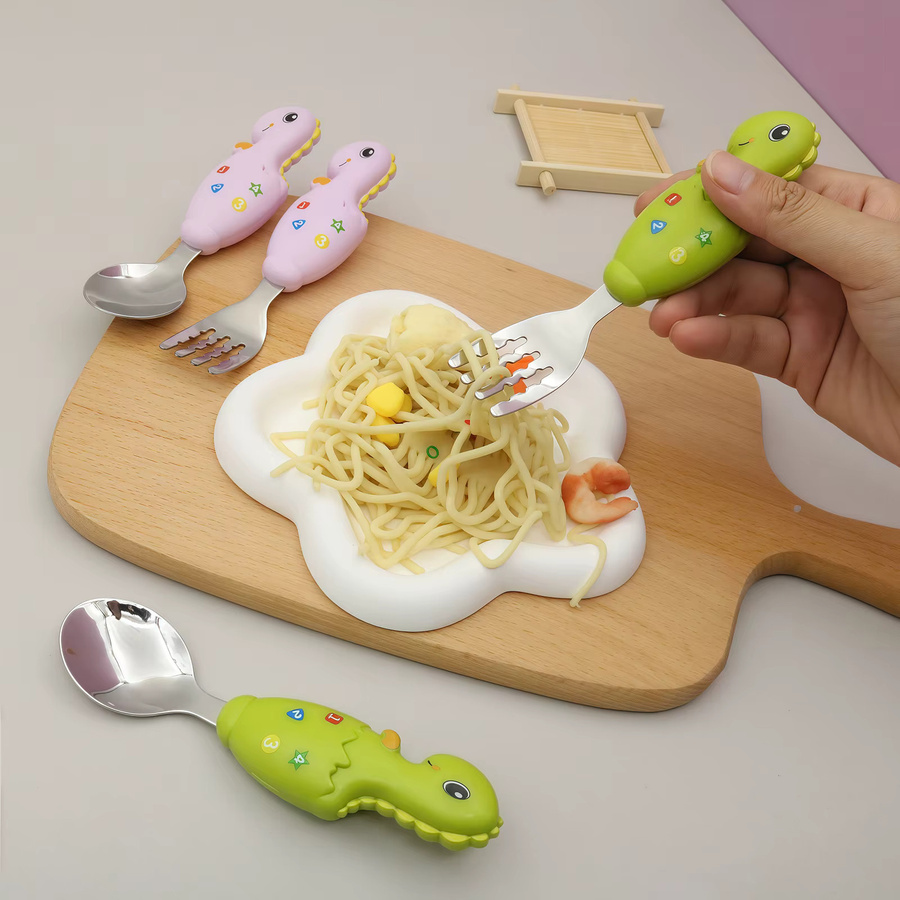 2-teiliges Kinder Besteckset aus Edelstahl in Pink mit ergonomischem Löffel und Gabel für Babys - Bild 2