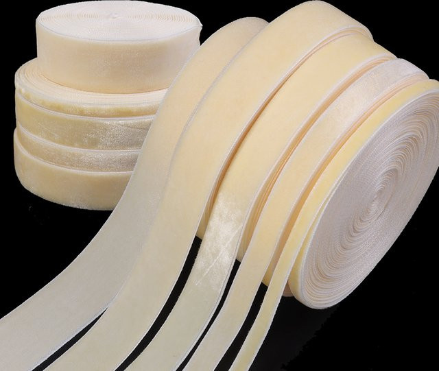 Beiges Samtbands mit Beflockung für DIY Geschenke und Dekoration, 5 bis 10 Yards pro Rolle - Bild 1