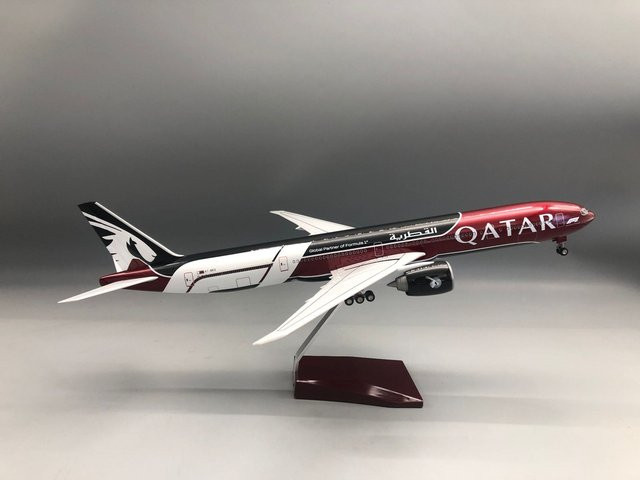 ZOCO B777-300 Qatar Flugzeugmodell, statische Miniatur, 47cm - Bild 1