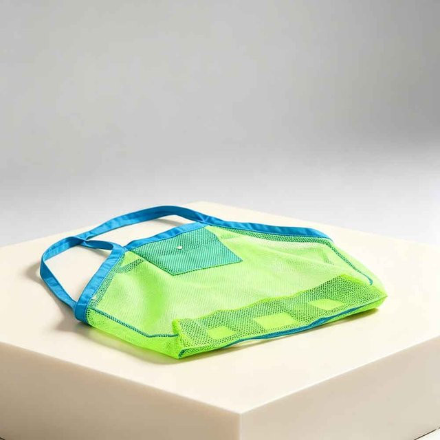 Tragbare Netztasche von vvocci in Blau für Kinder und Strand, ideale Badetasche für Handtücher, Kosmetik und Spielzeug mit praktischen Griffen - Bild 1