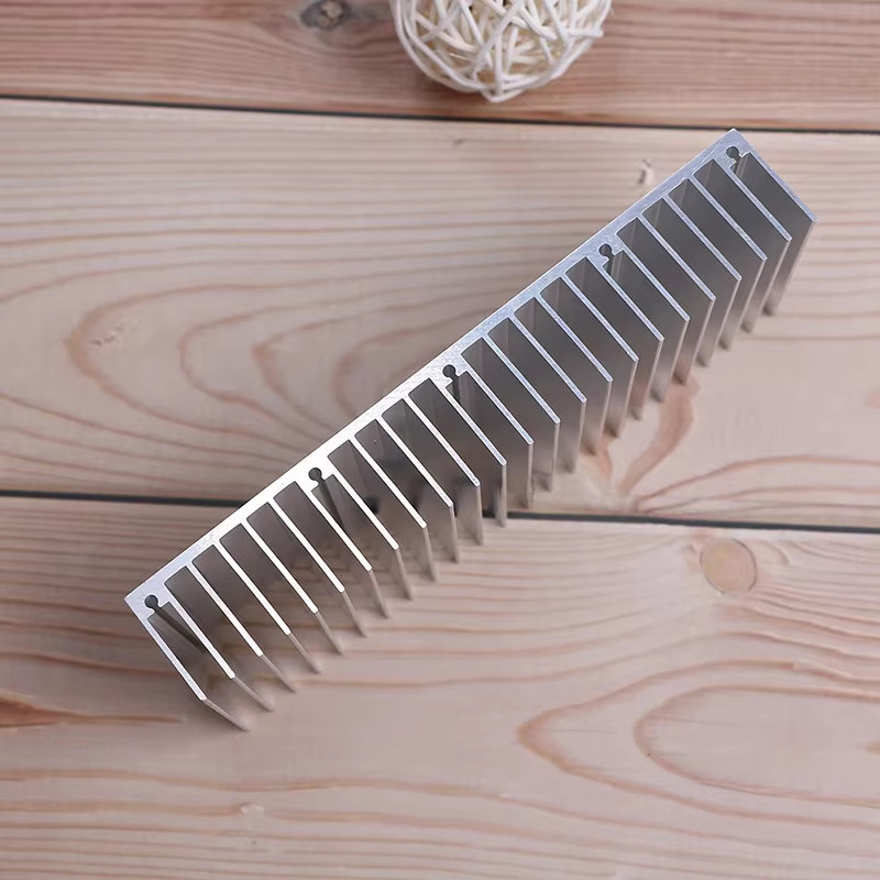 SAFENH Aluminiumkühler extrudierter Kühlkörper für LED und elektronische Komponenten, Farbe: Silber, B/T/H: 150 x 60 x 25 mm - Bild 2