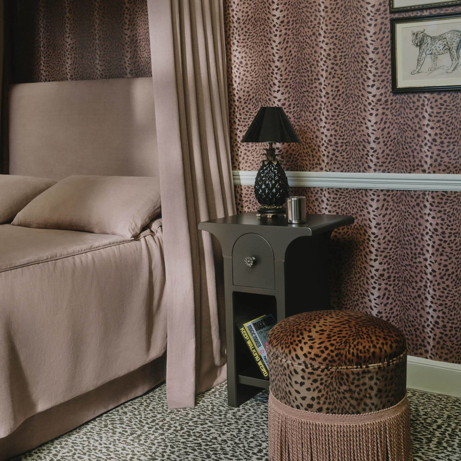 House of Hackney Tapete Savanna Cosmos in Braun mit Natur- und Tiermotiven aus Vlies - Bild 1