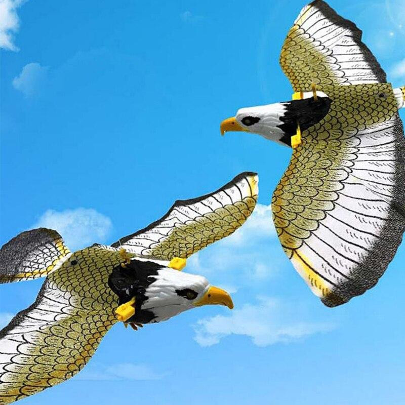 Yiran toy Elektrischer fliegender Adler, rotierender Simulationsvogel mit Licht und Musik, ab 3-6 Jahre - Bild 3