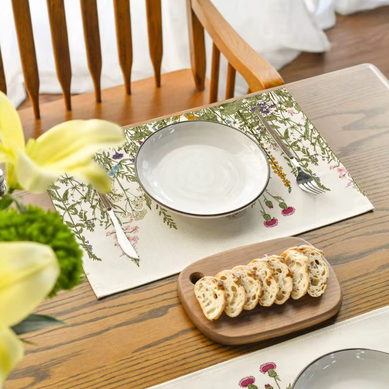 VIKAMA Sommer-Tischsets aus Leinen mit Vintage Kräuter- und Wildblumenmuster, rutschfest und hitzebeständig, mehrfarbig, rechteckig - Bild 4
