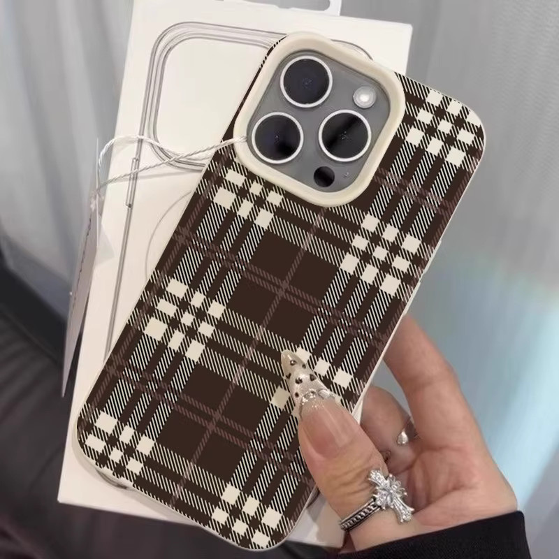 Stoßfeste Handyhülle im Retro-Karomuster für iPhone 11 bis iPhone 17 Pro Max in Braun - Bild 2