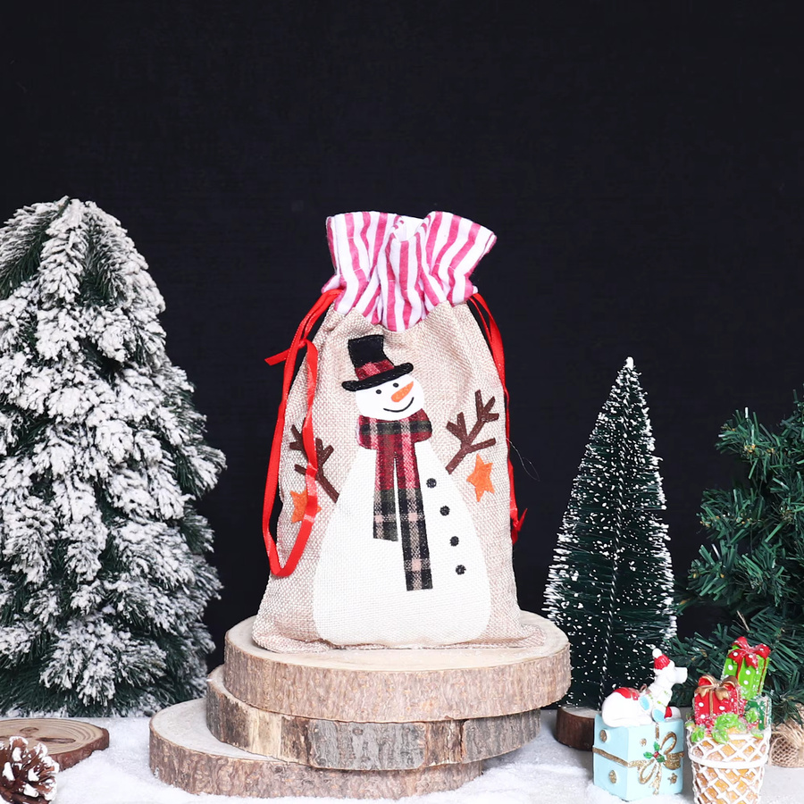 Schneemann Weihnachtsgeschenktüten mit Kordelzug als bunte Süßigkeitenbeutel und Party-Dekoration für Weihnachten und Neujahr - Bild 3