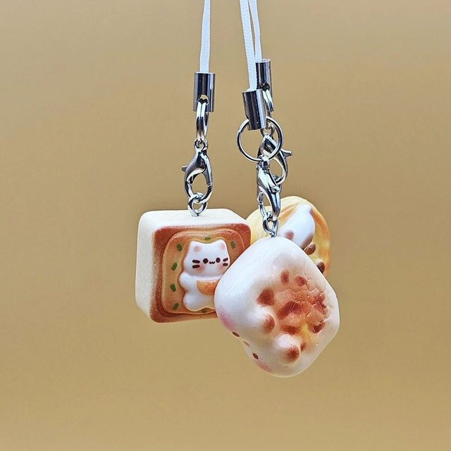 KAFNHCKA Handyarmband im japanischen Stil mit niedlichem Katzen-Brot-Design, buntes Schlüsselband als Anti-Verlust-Kette für Telefon, Kamera und Taschen - Bild 1