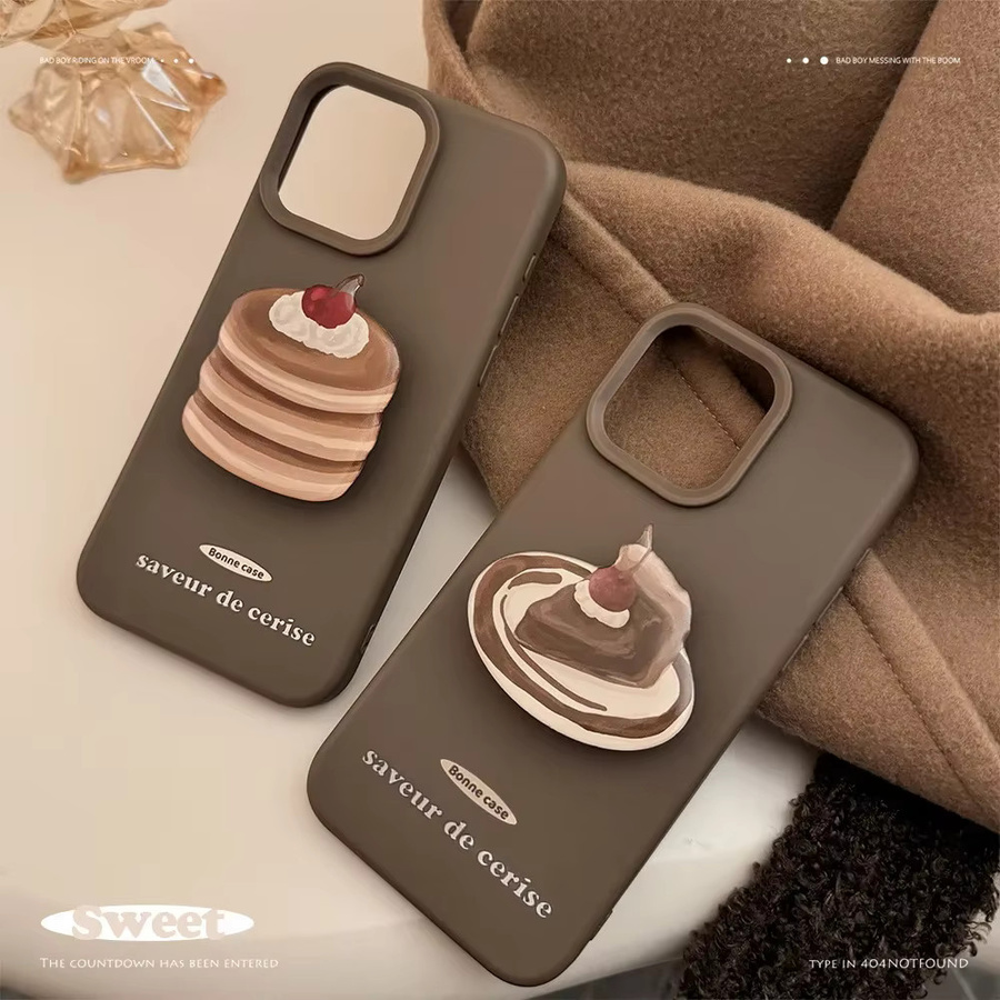 Stoßfeste iPhone Schutzhülle mit Koreanischem Cartoon Kirsche Kuchen Souffle Design in Braun für iPhone 17 16 15 14 13 12 Pro Max - Bild 2
