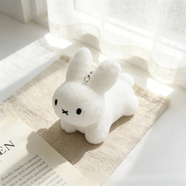 Miffy Kawaii Hase Figur Weißes Desktop-Ornament als Dekoration und Spielzeug - Bild 1