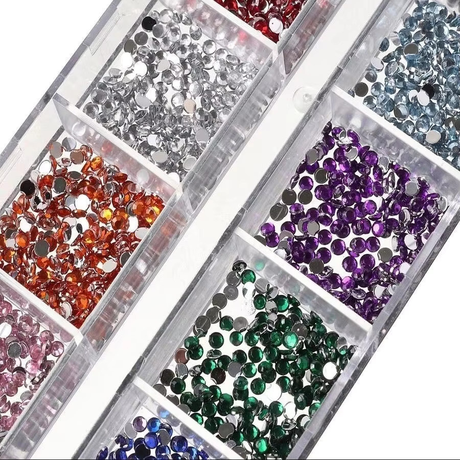 FUMOSIK Strass-Etui-Set für Make-up und Nagelkunst, Silber und Bunt, Glänzend - Bild 3