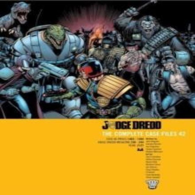 Judge Dredd The Complete Case Files 42 von Simon Spurrier, Taschenbuch - Bild 1
