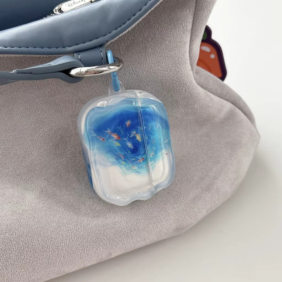 Schutzhülle für AirPods 2 3 4 Pro 2 Pro 3 mit Koi-Fische Design in Blau mit Anhänger - Bild 3