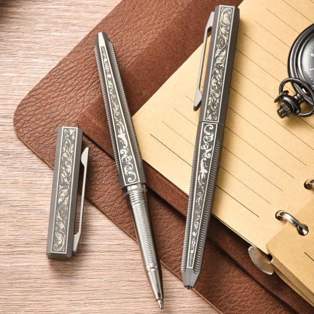 Multifunktionaler Titan Taktischer Stift in Grau als EDC Survival Schreibstift mit Fensterbrecher und Schlüsselanhänger - Bild 1