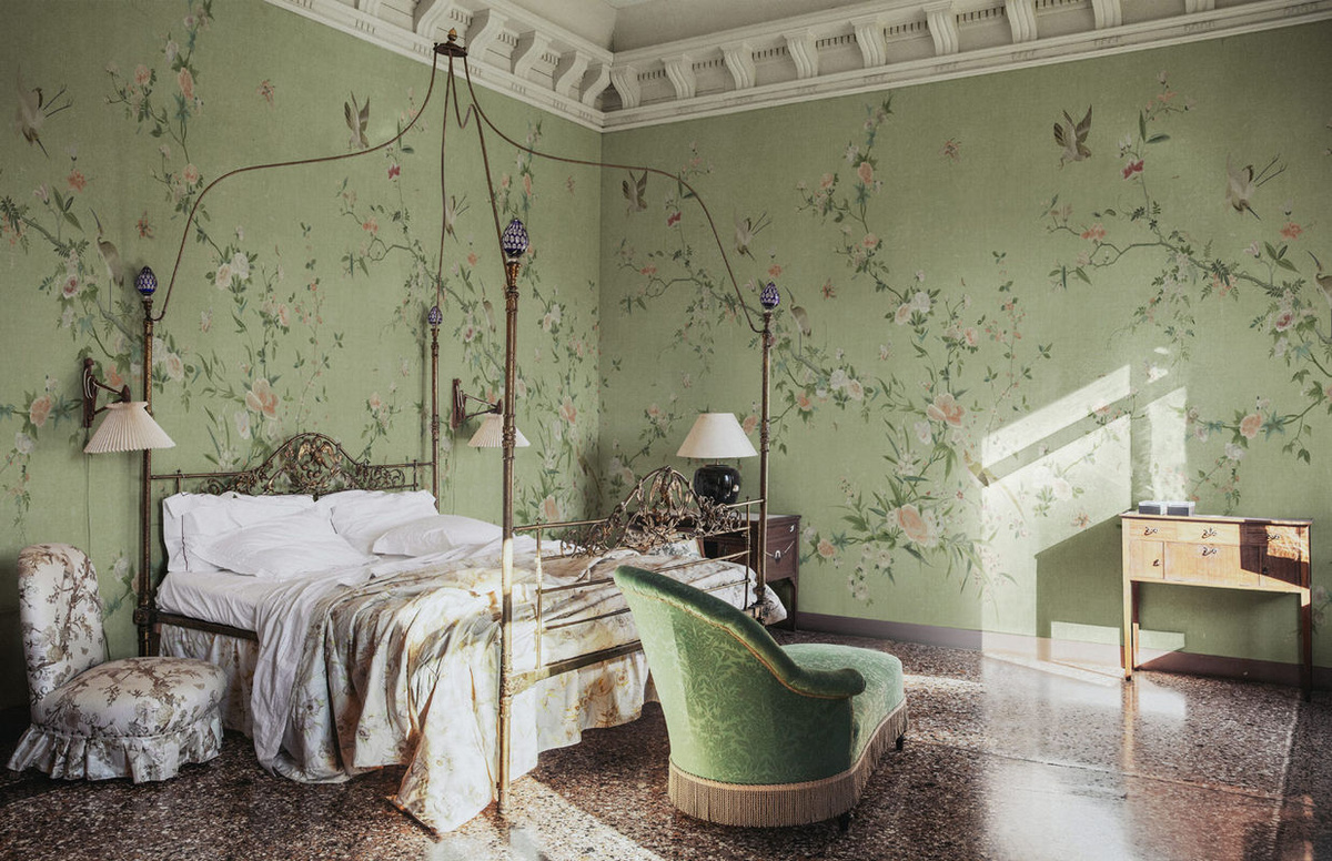 Sandberg Mural Bloom Kleisterbare Vlies Tapete Floral in Green - Bild 2