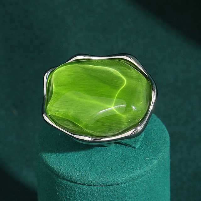 Icareu Ring, grünes Harz, silberfarben, Damen - Bild 1