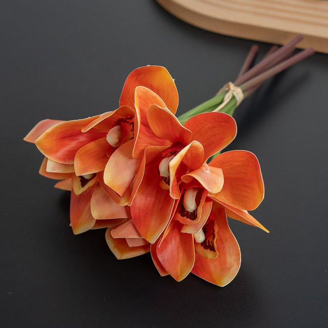 Künstlicher Blumenstrauß WQNJIN mit 6 Orchideenblüten in Weiß und Orange für deine Dekoration - Bild 1