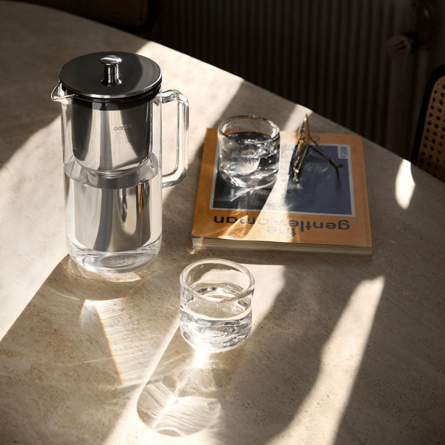 Aarke Wasserfilterkanne Purifier mit Glaskrug in Schwarz und Transparent, 2,4 l - Bild 5
