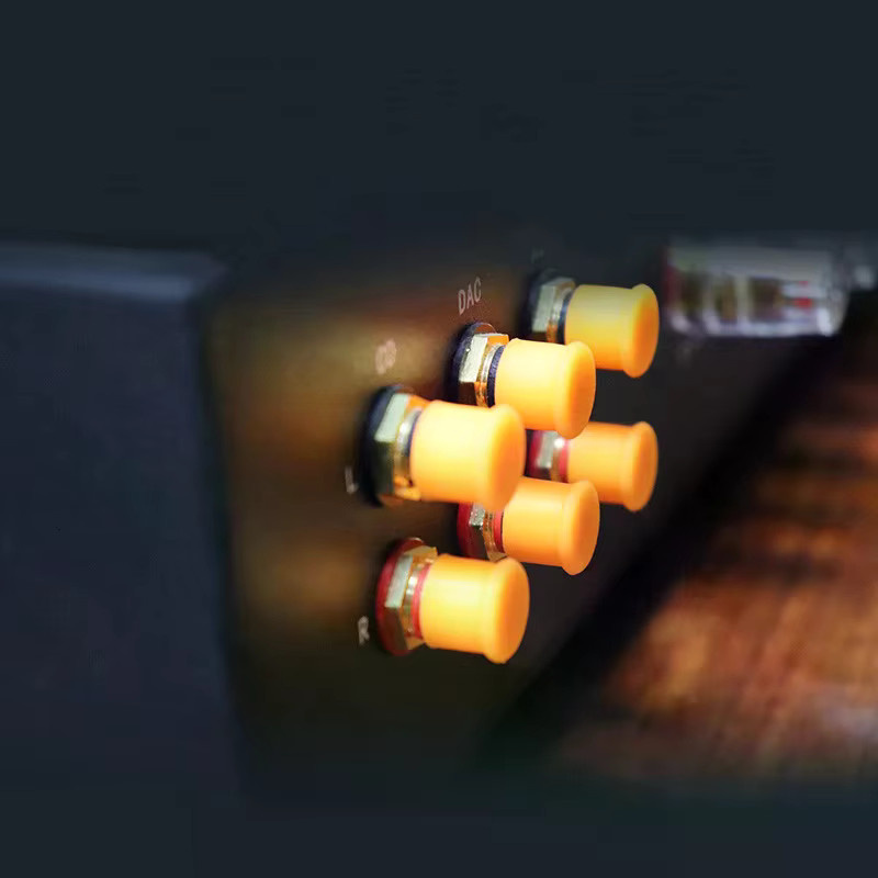 JETTING 12 Stück Staubschutzkappen für 3,5 mm Jack Audio-Anschlüsse in Orange - Bild 6