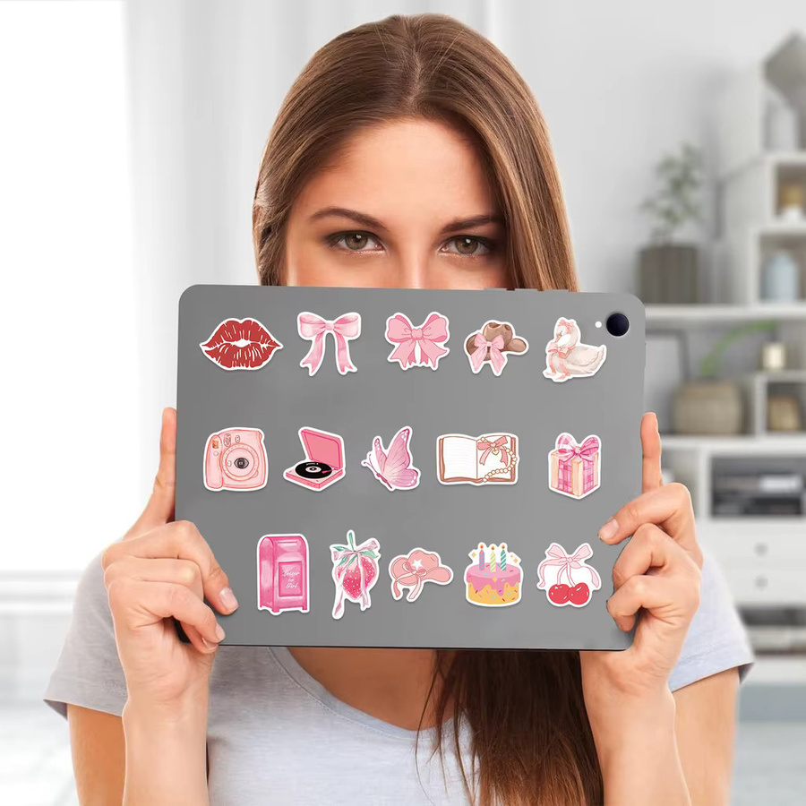 Kawaii Pink Doodle Aufkleber-Set von RecordingYourLife mit 100 oder 50 Blatt abnehmbare Cartoon-Aufkleber für dein Notebook oder deinen Koffer - Bild 3