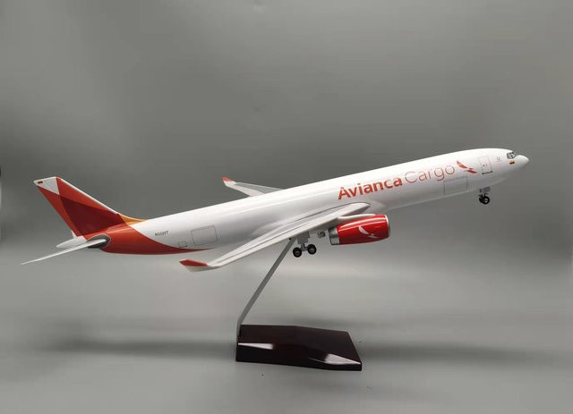 ZOCO A330 Avianca Cargo Flugzeugmodell, Maßstab 1:142, Druckguss-Harzflugzeug - Bild 1