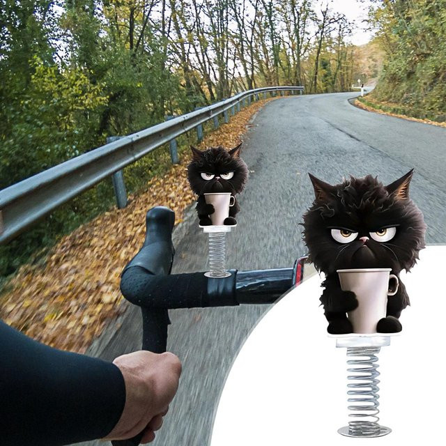 Schüchterner Wackelkopf als Dekoration für das Auto Armaturenbrett oder den Schreibtisch in Schwarz aus Kunststoff - Bild 1
