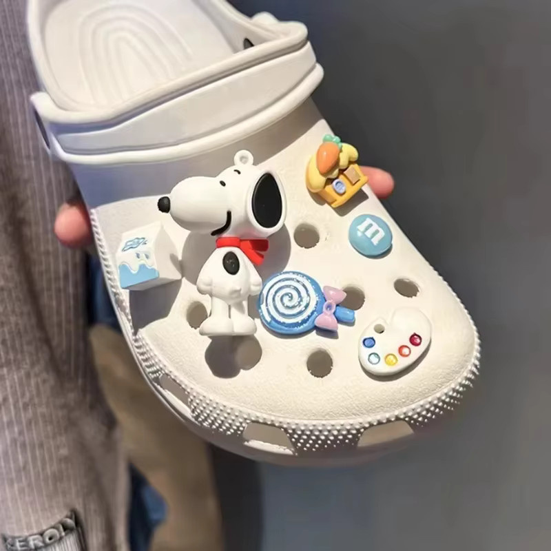 Bandai Snoopy Schuh-Charms für Clogs, 3D, DIY Puppen-Schuhschnallen-Dekorationen - Bild 3