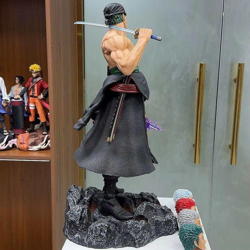 Yiran toy 1 One Piece Roronoa Zoro Modell Figur mit 5 austauschbaren Köpfen - Bild 2