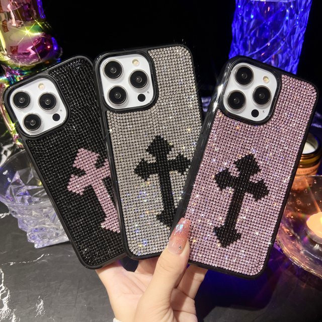 Luxuriöse iPhone Schutzhülle mit Gothic-Kreuz und Strass in Silber für Apple iPhone 16 15 14 13 12 11 Pro Max Plus - Bild 1