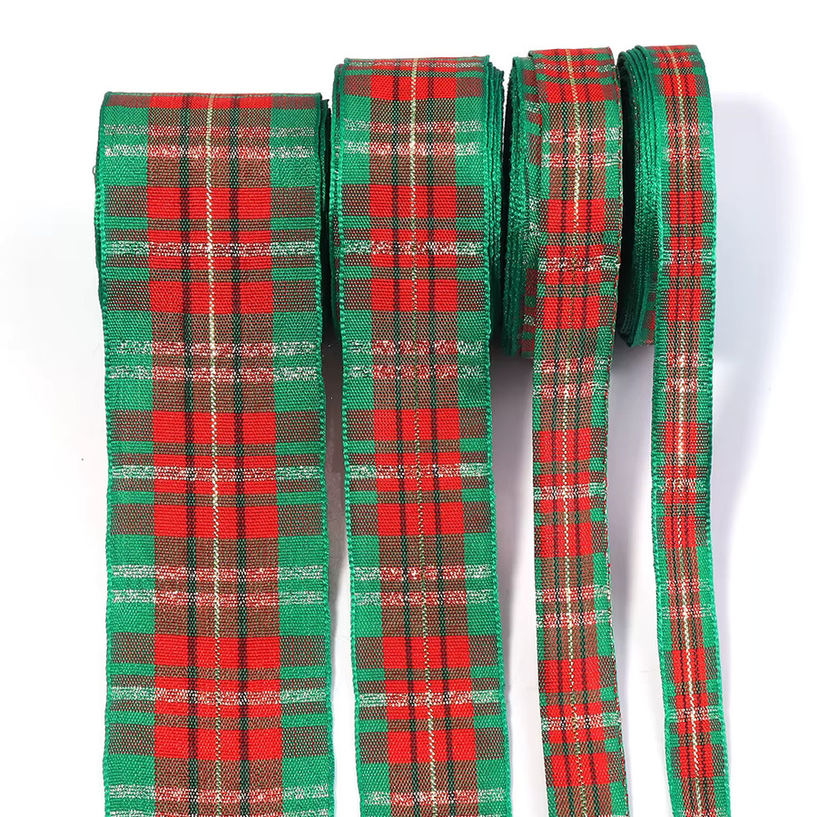 Klassisches kariertes Weihnachtsband aus Polyester in Rot und Grün für deine Geschenkverpackung und DIY-Handarbeiten - Bild 6