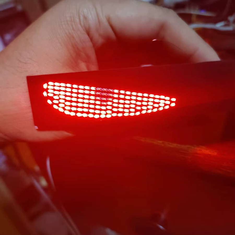 Tamiya LED Dämon Auge Dekoration Licht, 2-teiliges Set, 1:14 - Bild 2