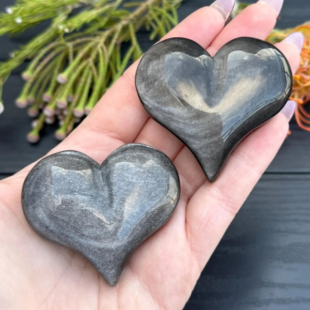 CrystalHola Obsidian-Herz in Silber oder Gold mit einzigartigem Muster im Boho-Stil zur Tischdekoration - Bild 1