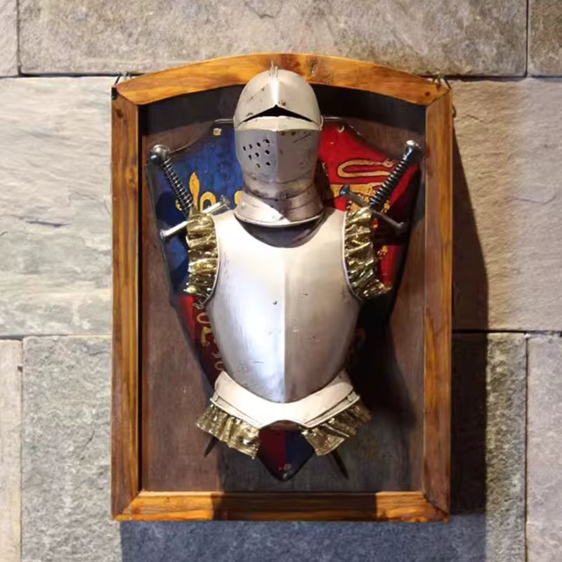 Handgefertigter Schlüsselkasten im mittelalterlichen Rüstungsdesign von OEMG als dekorative Wanddekoration - Bild 2