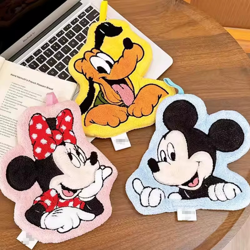 Saugfähiges Cartoon-Handtuch von Hot Toys mit Mickey, Minnie und Pluto in Mehrfarbig, aus Korallenvlies für Badezimmer und Küche - Bild 2