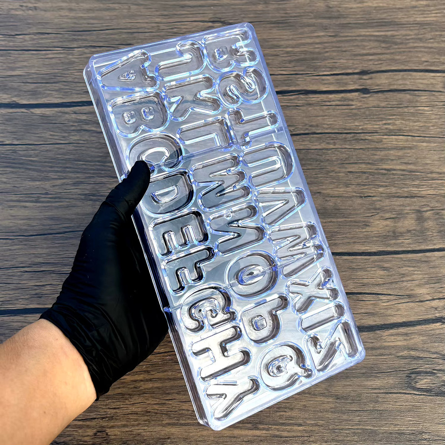 ALICAKE Schokoladenform Englisches Alphabet aus transparentem Polycarbonat, B/T/H: 27,5 x 26,0 x 13,5 cm - Bild 2
