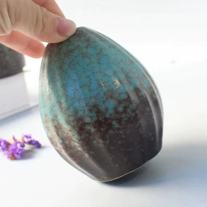 Schlichte Keramik-Blumenvase im japanischen Stil für deine Tischdekoration - Bild 2