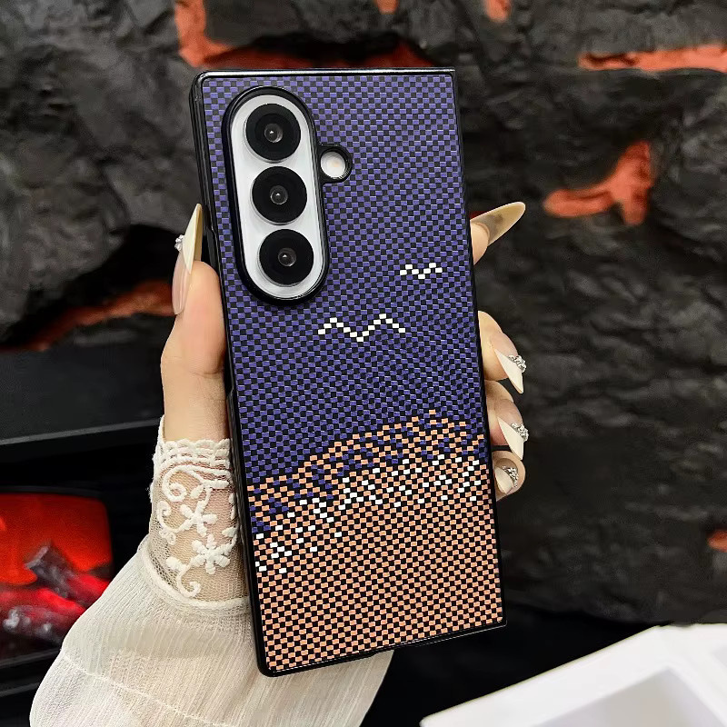 Stoßfeste Business-Handyhülle aus PU-Leder mit Kohlefasermuster für Samsung Galaxy Z Fold7, Z Fold6, Z Fold5 und Z Fold4 in Multicolour - Bild 4